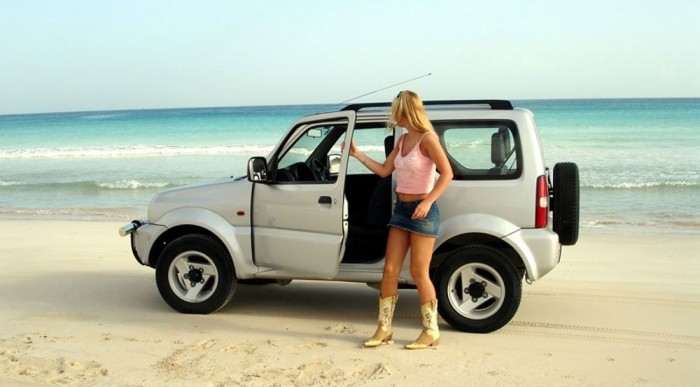 Melegben menjünk fürödni