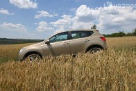 Teszt: Nissan Qashqai 2,0 4×4 37