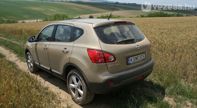 Teszt: Nissan Qashqai 2,0 4×4 9