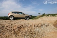 Teszt: Nissan Qashqai 2,0 4×4 51