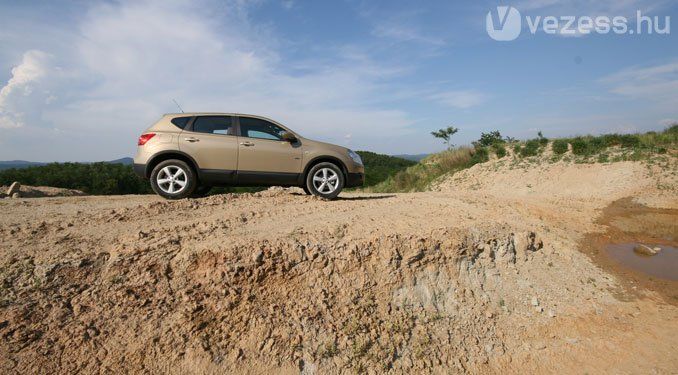 Teszt: Nissan Qashqai 2,0 4×4 20