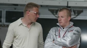 Häkkinen előre szólt Kiminek