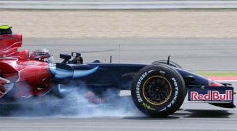 Szakadás a Toro Rossónál