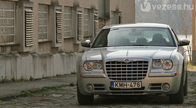 Örökgaranciát ajánl a Chrysler 37