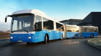 Budapesten a világ leghosszabb busza