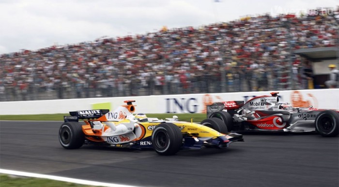 Magny Cours: Heikki Kovalainen rovata 7 | Vezess Fisichella Alonsoval meccselt