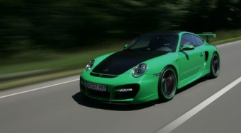 Brutál Porsche TechArt-módra