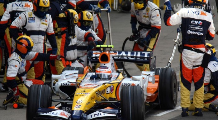 Silverstone: Heikki Kovalainen rovata 6 | Vezess Silverstone: Heikki Kovalainen rovata 6