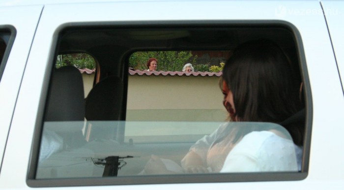 Teszt: Dacia Logan 1.5 dCi 9 | Vezess Mariska, nézze, mi történik!