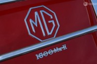 MG