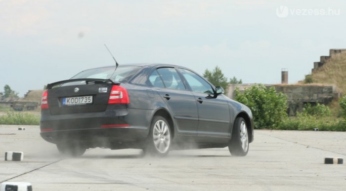 Jóindulatú, de ESP híján elmegy keresztbe