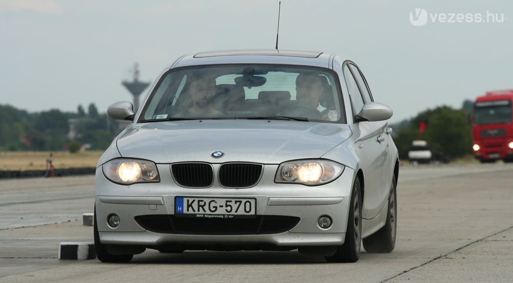 Fékezni nagyon tud a BMW