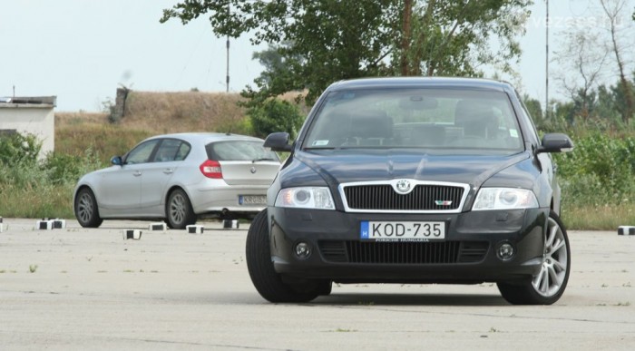 Nem volt lényegi különbség a fronthajtású Skoda és a hátul hajtó BMW viselkedésben