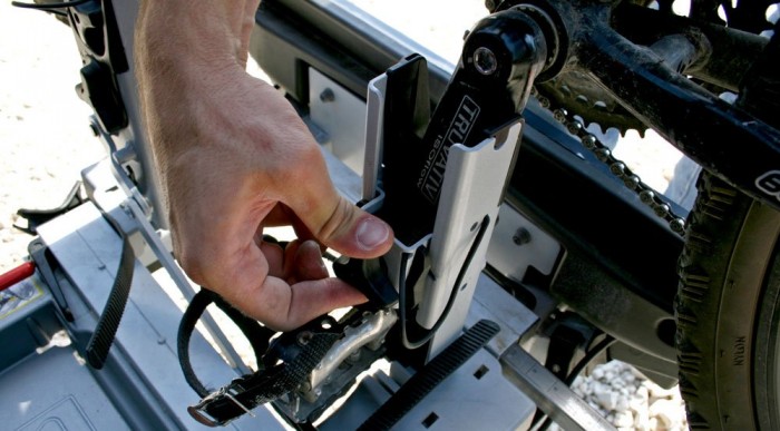 Előre vigyázzunk az ujjainkra