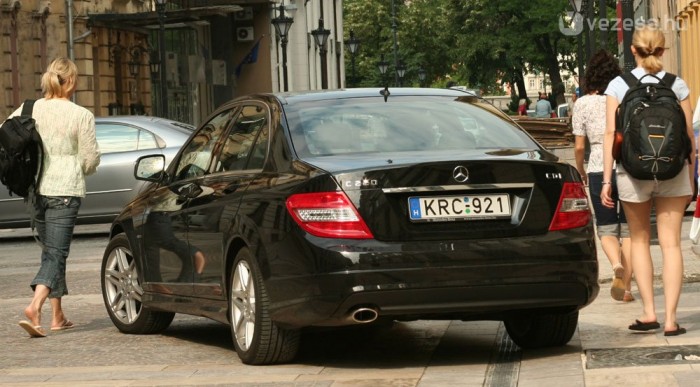 Minimum 9,2 millió forintba kerül a C 220 CDI