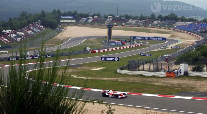 Räikkönené a pole 6