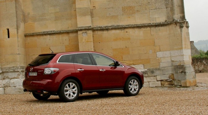 Vezettük: Mazda CX7 6 | Vezess 10 millió alatt van