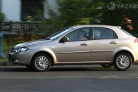 Teszt: Chevrolet Lacetti 2.0 D 70