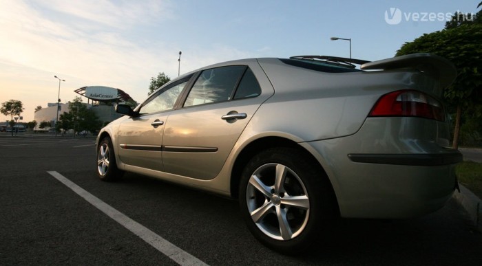 Pályafutása alkonyán jár a Laguna II, őszre itt az új