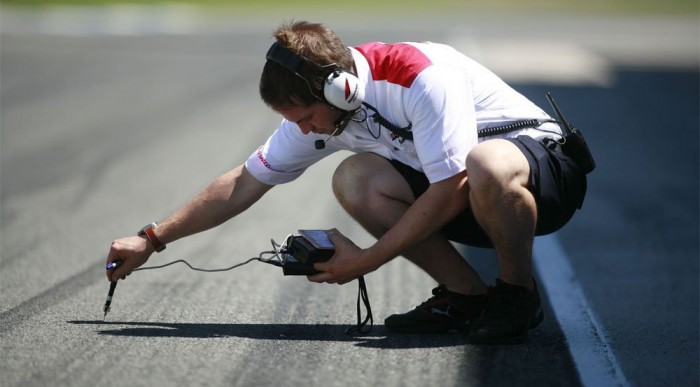 Újra McLaren-fölény Jerezben 6 | Vezess Meleg nap volt