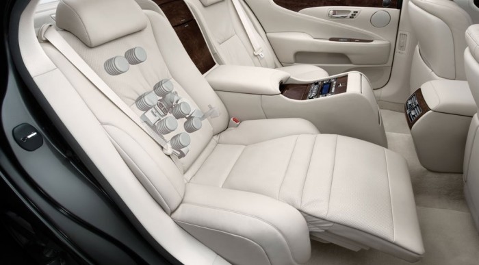 Masszírozós ülés