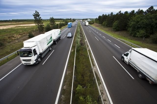 Mégsem zárták le az M7-est 56