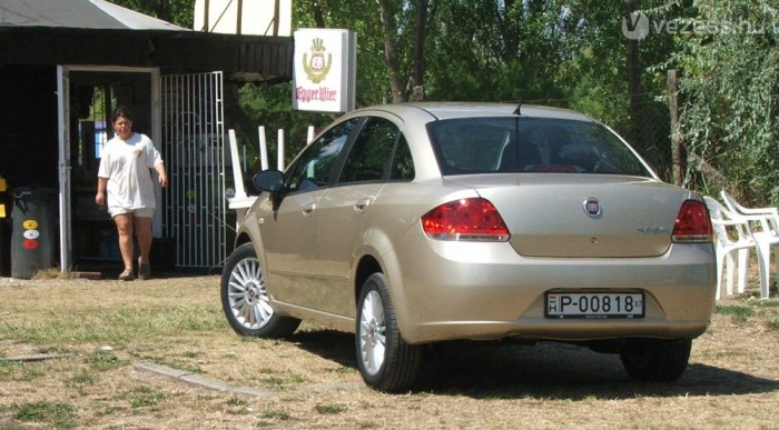 Olasz utód a Ladának 7 | Vezess Nagy kofferba jó pakolnil: 500 literes a csomagtér