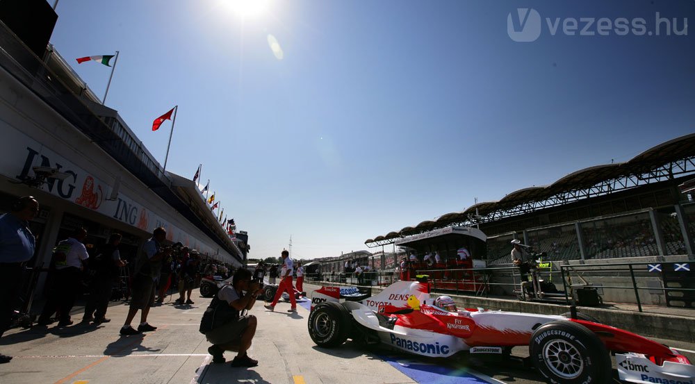 Alonso az élen a Hungaroringen! 17