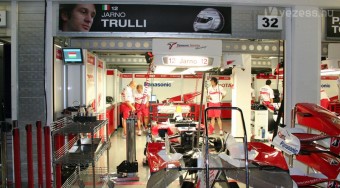 Titkos látogatás a Toyota bokszban