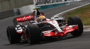 Räikkönen nem bírt Hamiltonnal