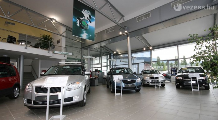 Nyugdíjasok csak készpénzért vesznek autót