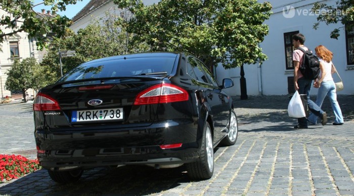 Értékes, elegáns, nagy autónak készült a Mondeo