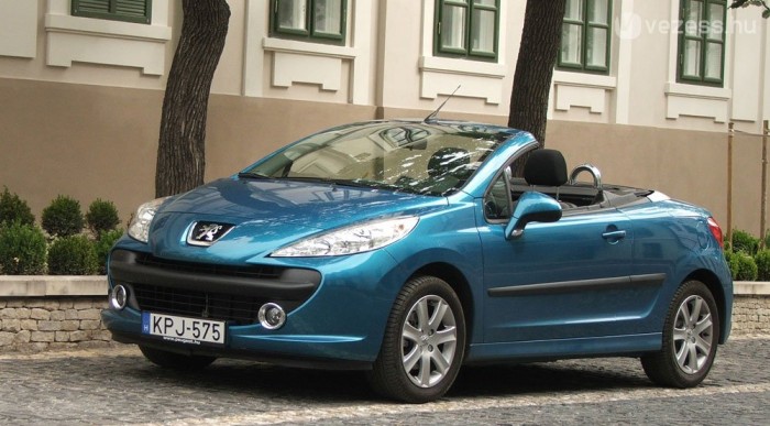 Teszt: Peugeot 207 CC 1,6 10 | Vezess 7,7 liter fogyott Budapesten kívül