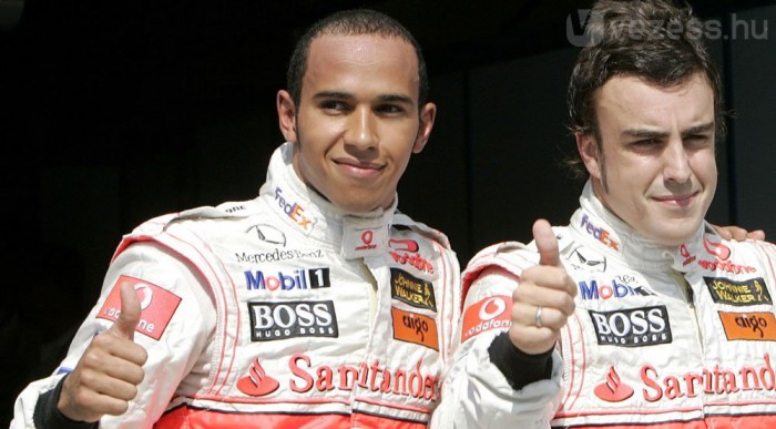 Kényszeredett mosoly