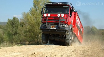 Nagy szerszámmal minden könnyű