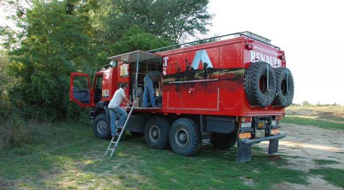 Néhány dolog elszabadult hátul