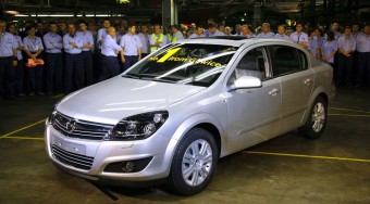 Kész az első lengyel Astra