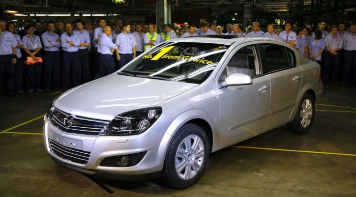 Kész az első lengyel Astra