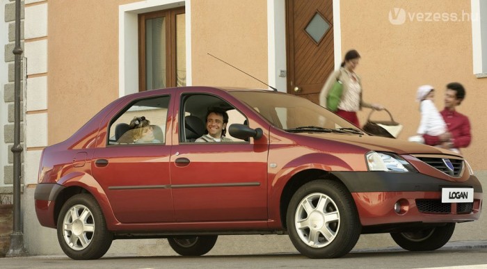 Tágas, olcsó strapabíró: ez kell