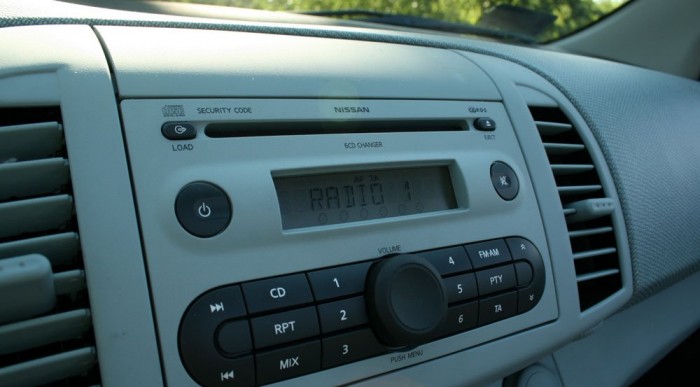 Melegautó lenne? 11 | Vezess Műkörömmel is nyomkodható