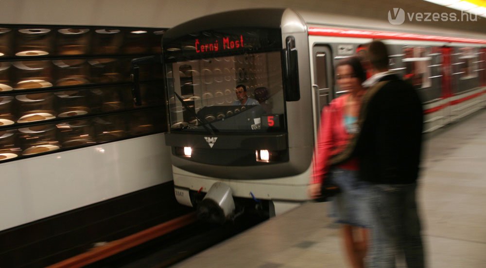 A metró olyan mint itthon