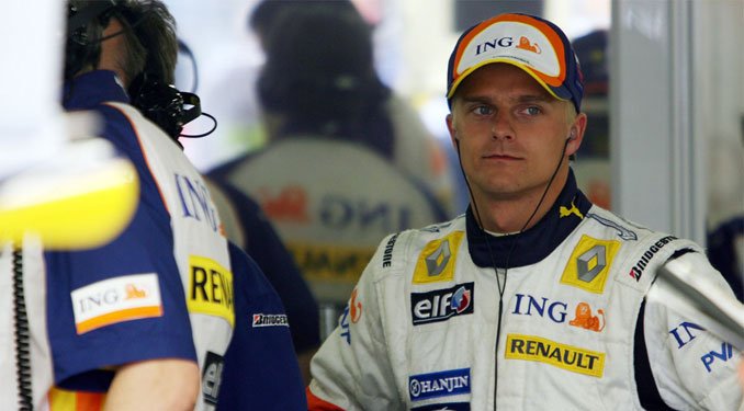 Monza: Heikki Kovalainen rovata 5