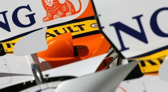 Lelép a Renault-főnök