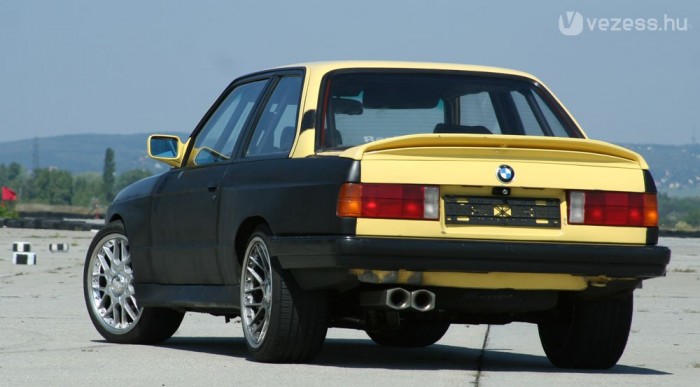 Sokkal szélesebb, sokkal alacsonyabb