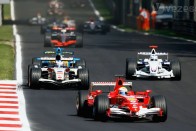 Massa szerint a Ferrari a favorit