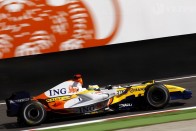 Alonso az élen, a Ferrari sehol sincs 39