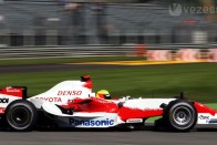 Alonso az élen, a Ferrari sehol sincs 41