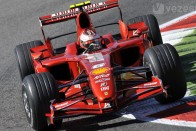 Alonso az élen, a Ferrari sehol sincs 49