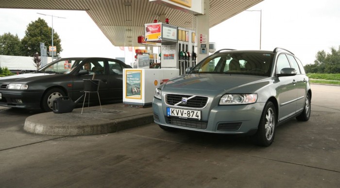 Egyszer kellett megállni