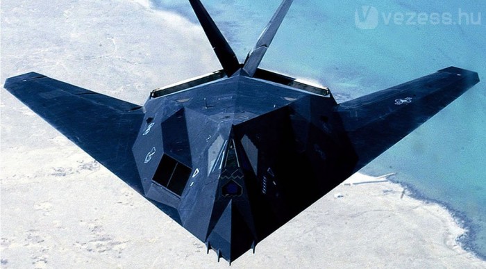 F 117 Nighthawk